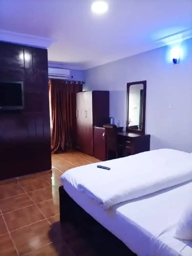 Deluxe Double Studio