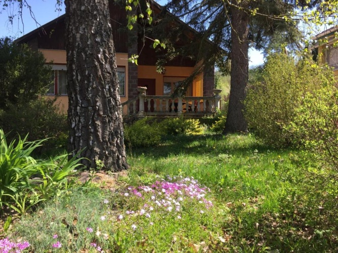 2 Bedrooms Cottage