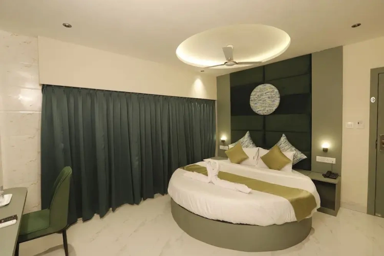 Superior room
