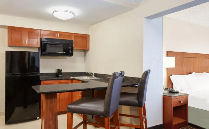 Holiday Inn Express Hampton - Coliseum Central by IHG