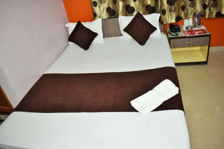 Hotel Debjyoti