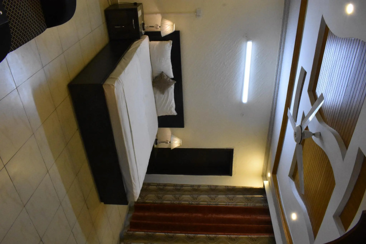Al Fateh Hotel