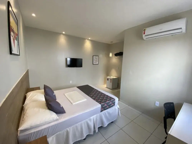 Oyo Mega Aeroporto Hotel