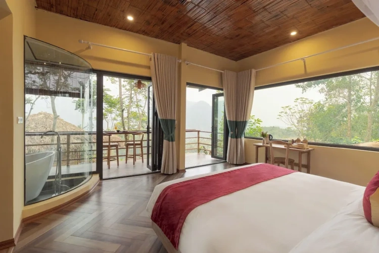 1 Bedroom Suite with balcony and with garden view