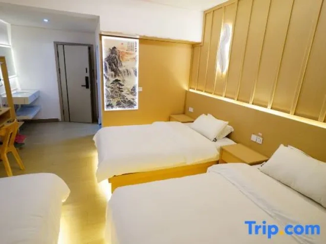 Triple Suite
