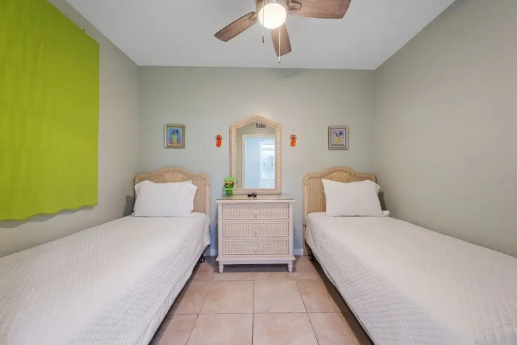 Silver Beach 104 - Pet-friendly