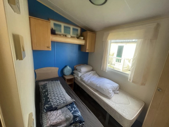 Delightful 3 Bedroom Caravan With Decking Heacham