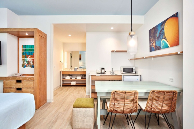 Universal's Endless Summer Resort - Dockside Inn & Suites photo 13