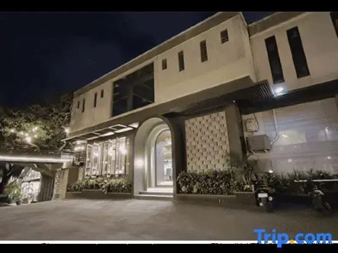 Karang Sari Hotel