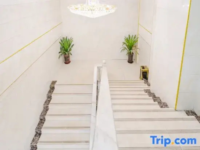 Lan Gui Yuan Business Hotel
