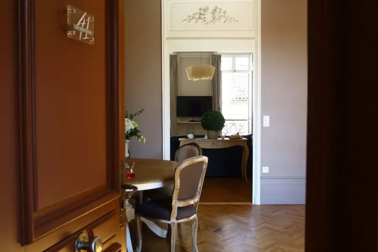 41 Maufoux by Bruno Colin