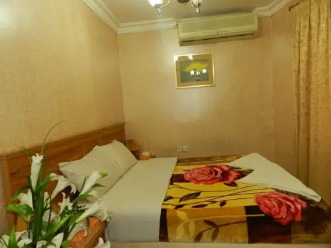 Green Sea Hotel