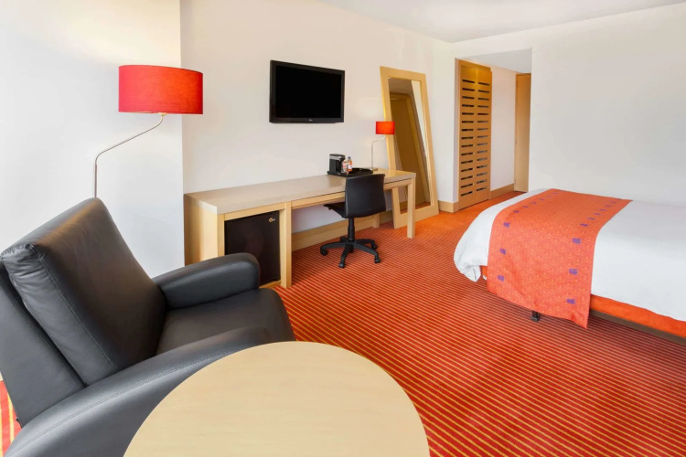 Fairfield by Marriott Bogota Embajada