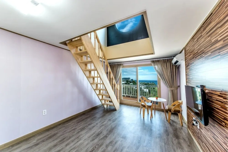 Standard Duplex room with ocean view