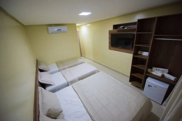 Deluxe Quadruple room with balcony