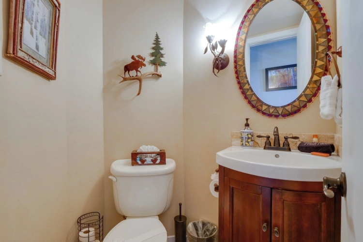 4 Bedrooms Cottage