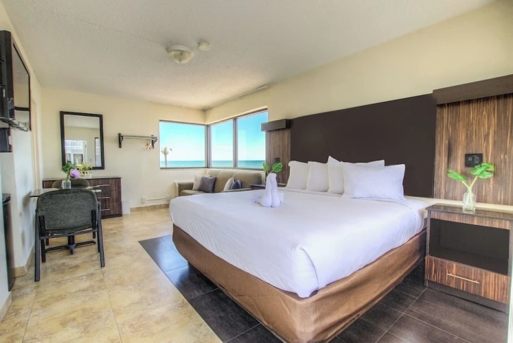 Standard room with ocean view