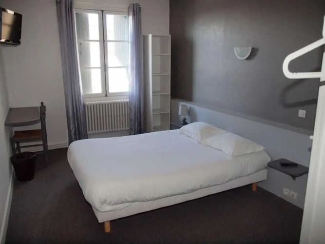 Hôtel les Thermes