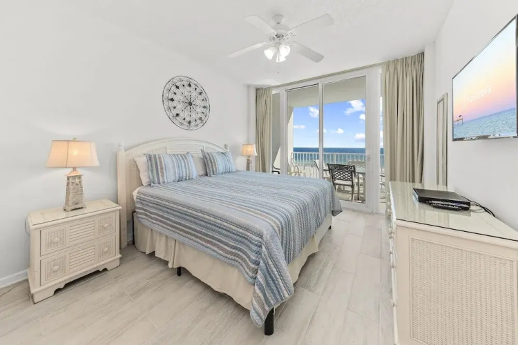 Lighthouse 307