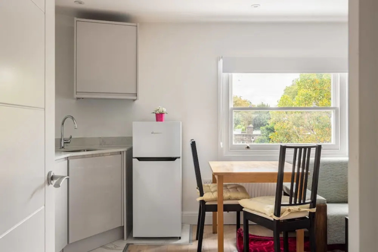 Modern Kensington Studio