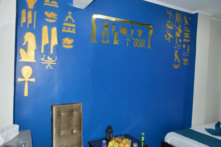 Comfort Pyramids Inn