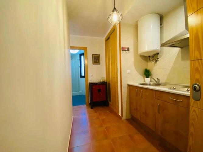 1 Bedroom Sextuple Apartment