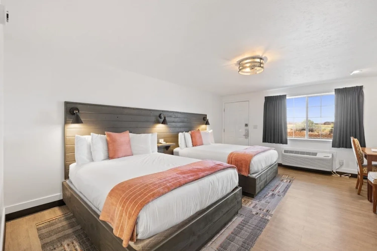 Standard Quadruple room with mountain view