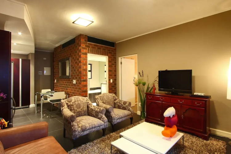 Afribode Rockwell Apartments