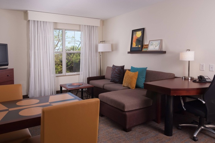 1 Bedroom Quadruple Suite with balcony