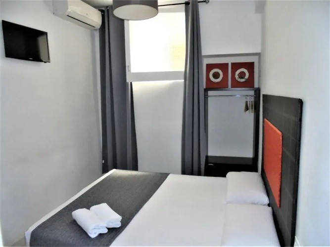 Hostal Easy Sants