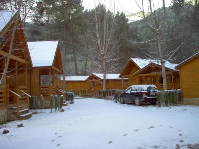 3 Bedrooms Cottage