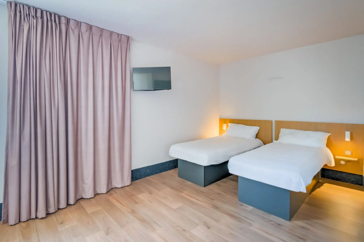 B&B HOTEL Marseille La Valentine