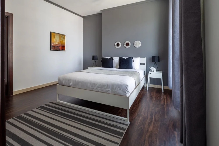 Sophisticated 2BR With Stunning Burj Khalifa Views - Image 5