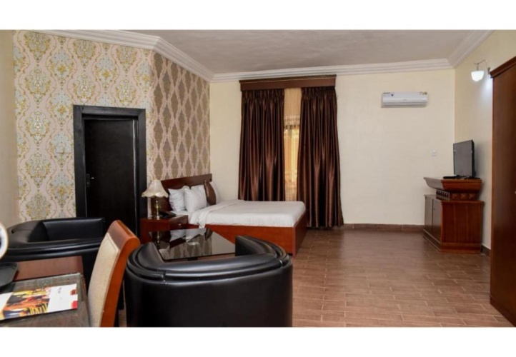 Deluxe Double Suite