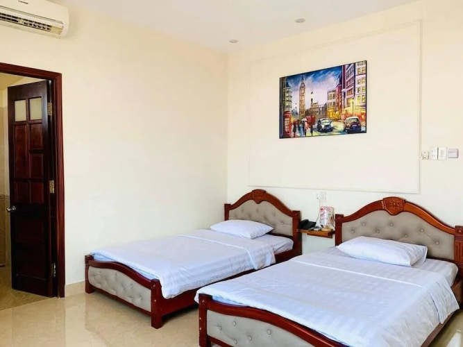 Elisa Hotel