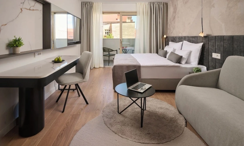 Superior Double room with balcony