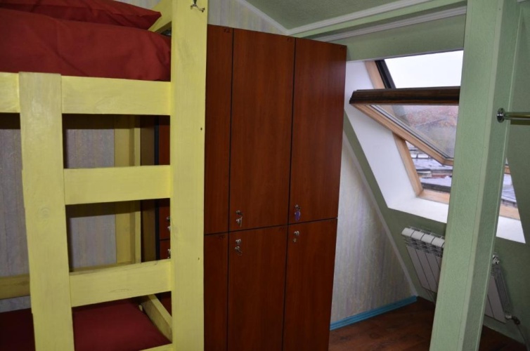 Bed in Dorm
