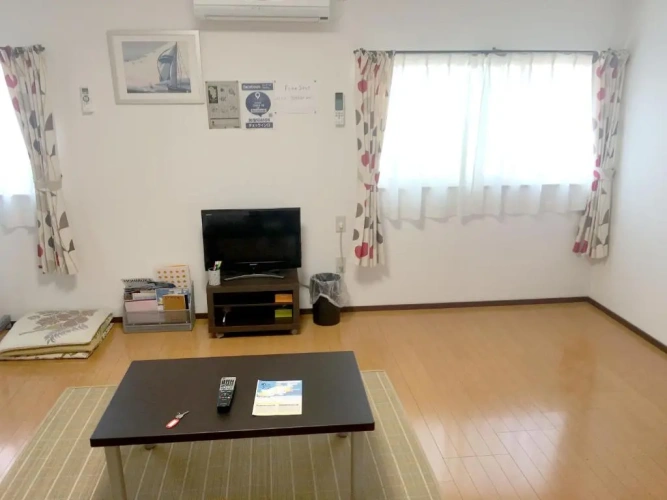 Economy Twin room