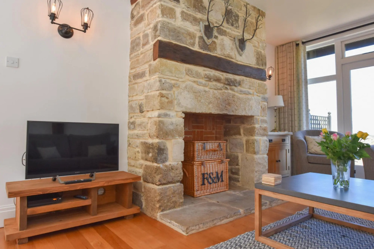 Tithe Barn a Stunning family home with views