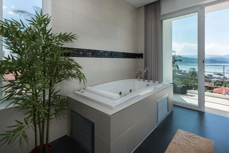 3 Bedrooms Sextuple Apartment with sea view