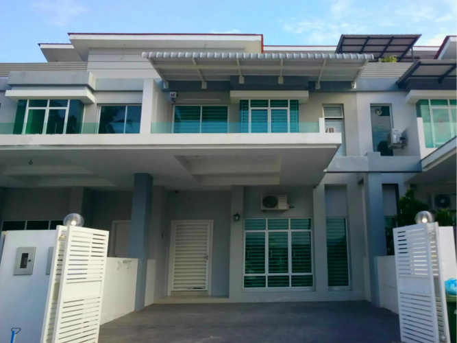 De Bien 2-Storey Residence