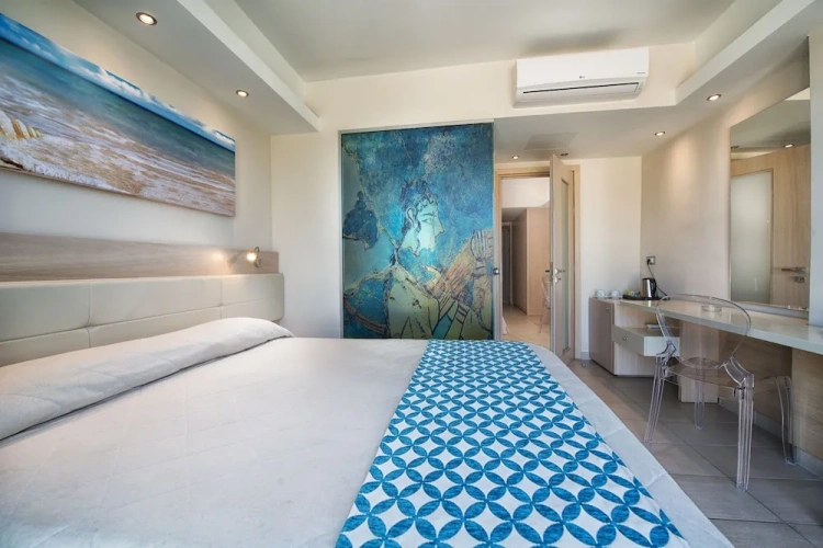 Deluxe Family room Land View