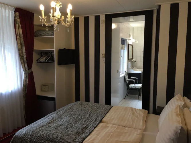 Hotel De Vier Seizoenen