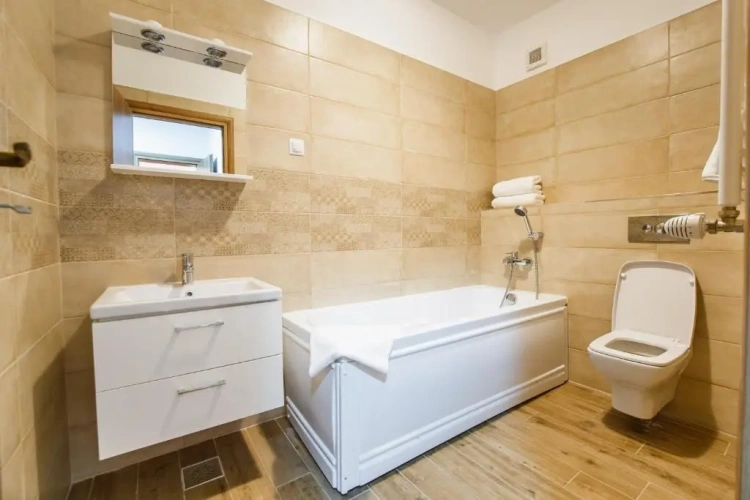 2 Bedrooms Apartment