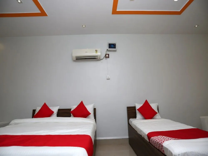 OYO 18501 The Palms Resort
