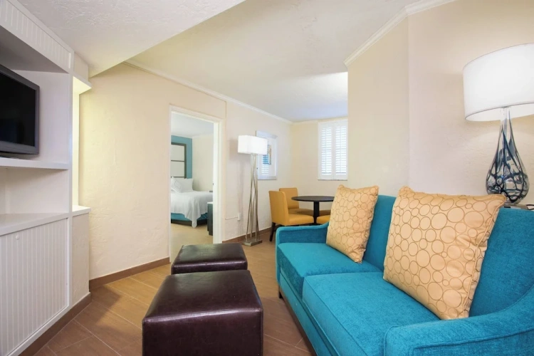 Quadruple Suite