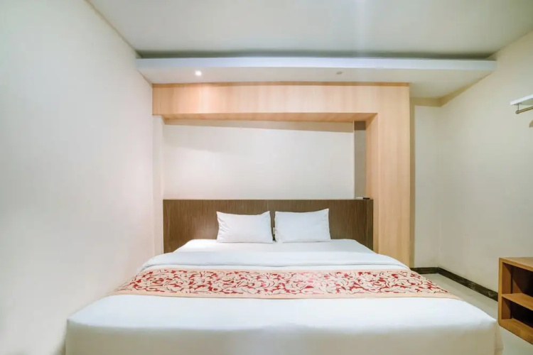 Balitone Residence by OYO Rooms
