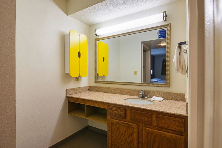 Studio 6 Extended Stay - Greensboro, NC