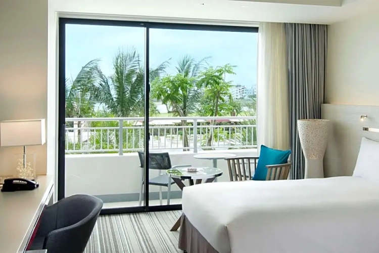 1 Bedroom Deluxe Twin Suite with balcony and with ocean view