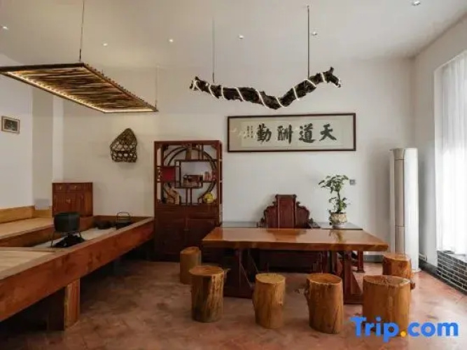 Jianshui Shanghe Hotel